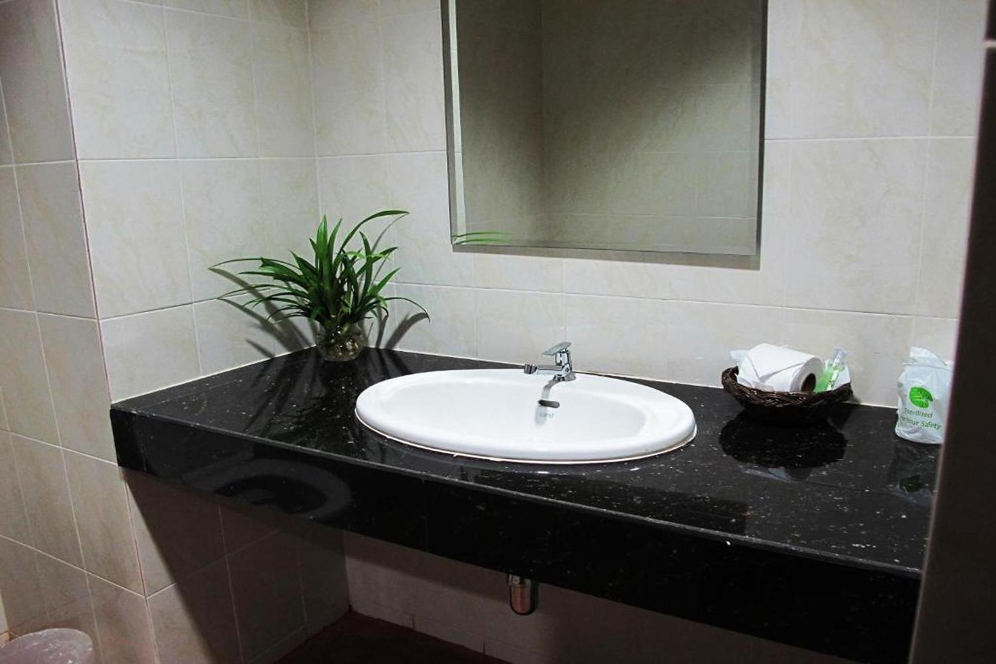Be Fine Sabuy Hotel And Resort Surat Thani Exterior photo